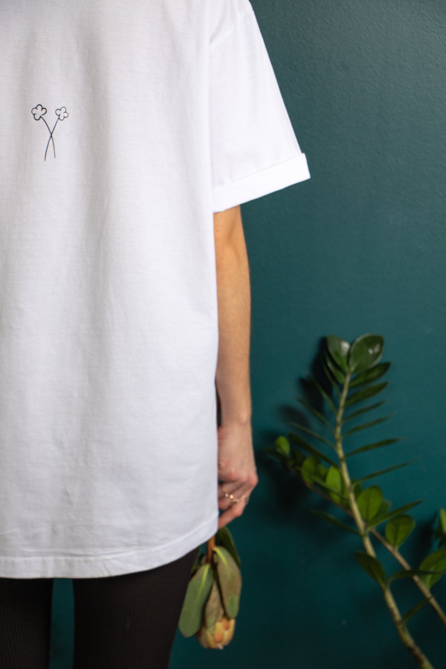 Dreamland Tee